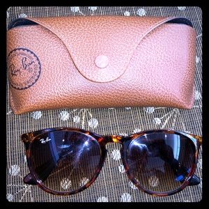 Ray Ban Sunglasses (Women’s, Erika Style)